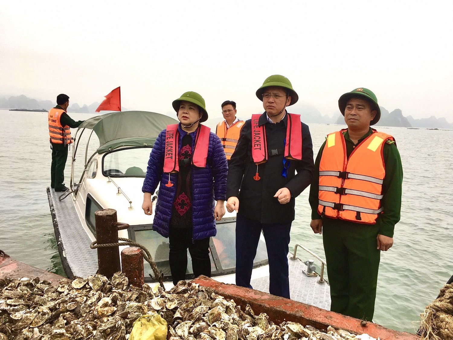 Thông tin triển khai đợt cao điểm ra quân làm sạch môi trường biển Thành phố Cẩm Phả ( Bản tin số 10, ngày 10/4/2023)