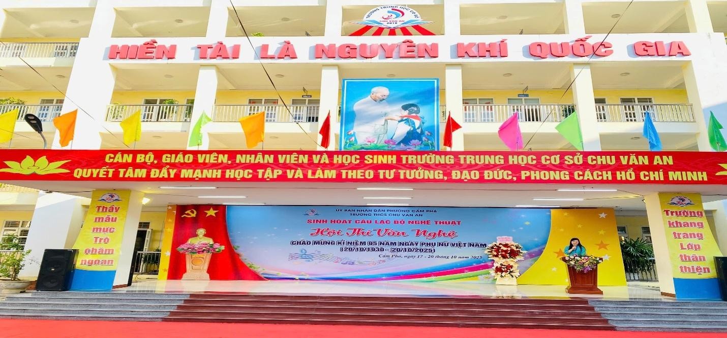 TRƯỜNG THCS CHU VĂN AN LONG TRỌNG TỔ CHỨC CHƯƠNG TRÌNH KỶ NIỆM 95 NĂM NGÀY PHỤ NỮ VIỆT NAM (20/10/1930-20/10/2025)